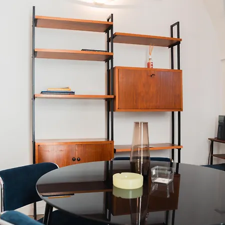 Donna Cristina Historic Apartment