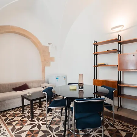 Donna Cristina Historic